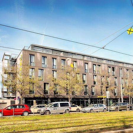 B&B Hotel Muenchen-Moosach エクステリア 写真