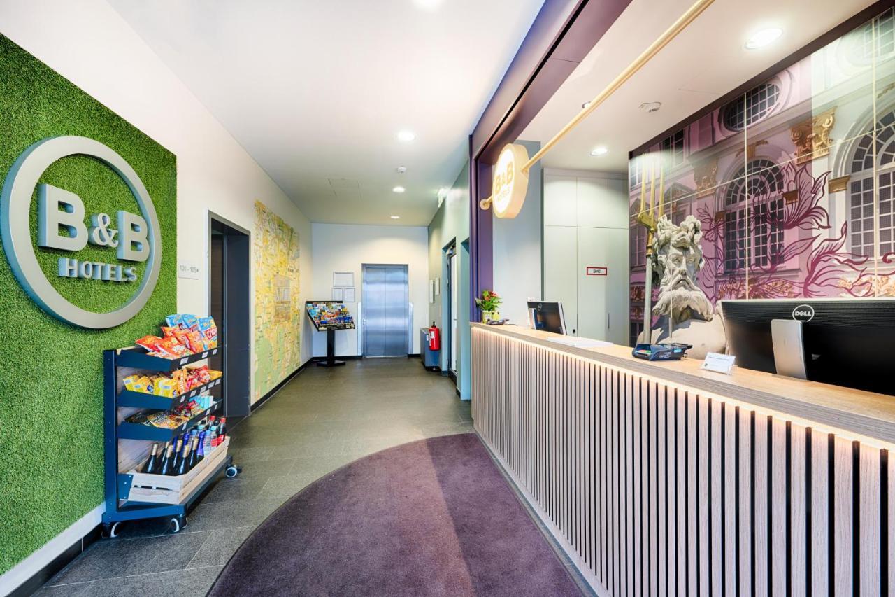 B&B Hotel Muenchen-Moosach エクステリア 写真