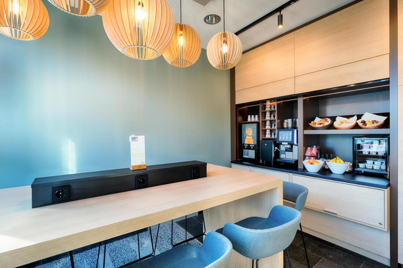 B&B Hotel Muenchen-Moosach エクステリア 写真