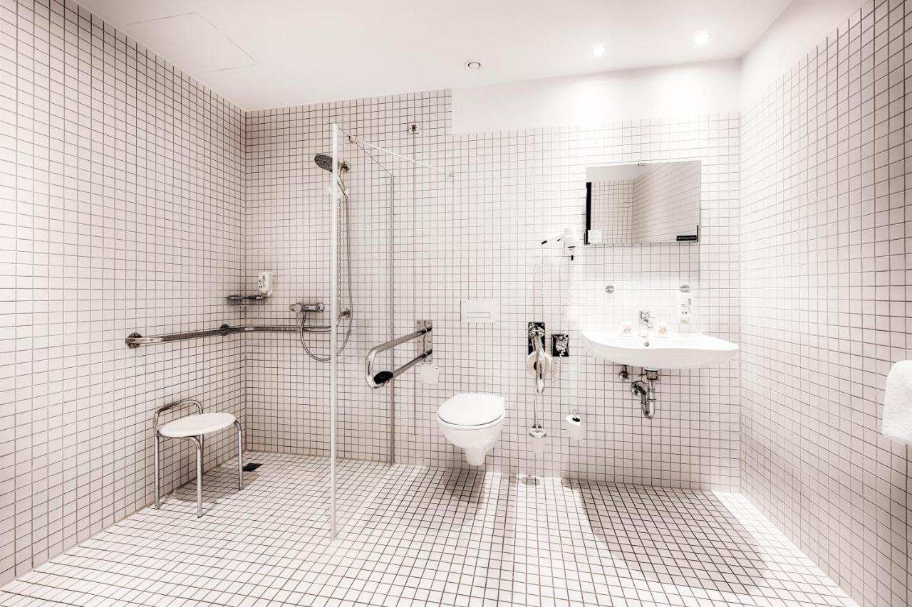 B&B Hotel Muenchen-Moosach エクステリア 写真