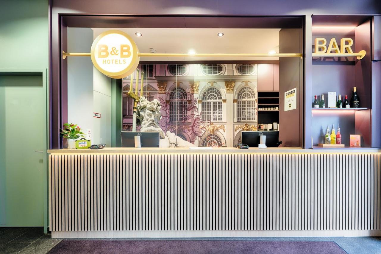 B&B Hotel Muenchen-Moosach エクステリア 写真