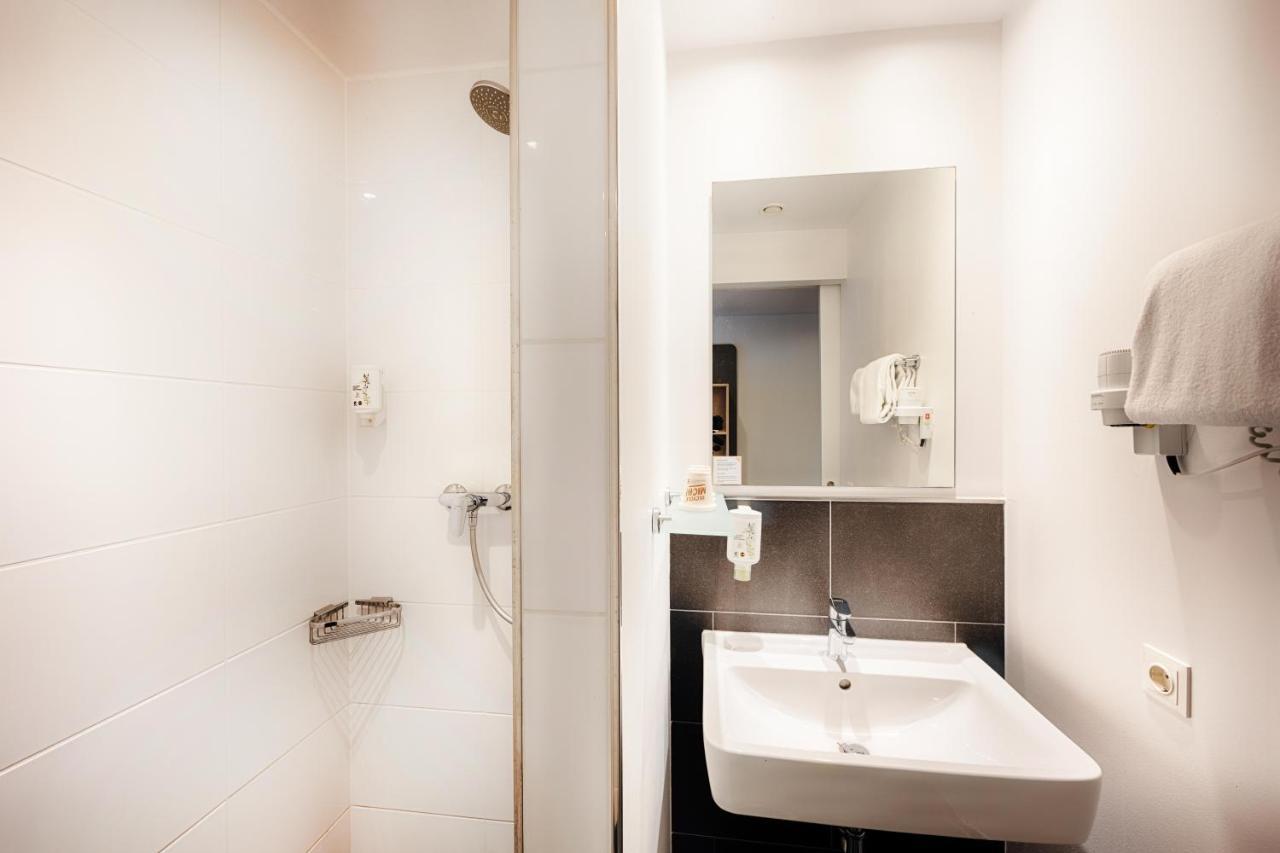 B&B Hotel Muenchen-Moosach エクステリア 写真